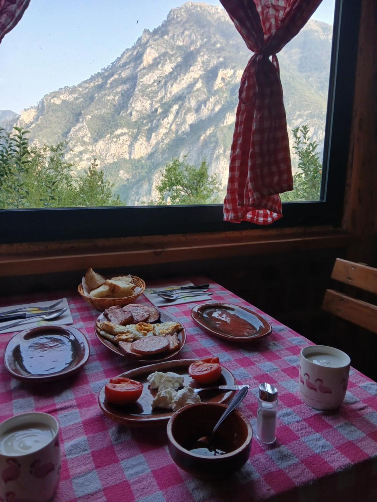 Ethno Cottage Momo Tepca 자블야크 외부 사진